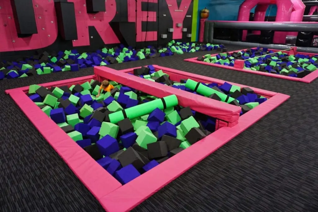 Foam Pits & Battle Beams – Light-hearted competition with low injury risk.